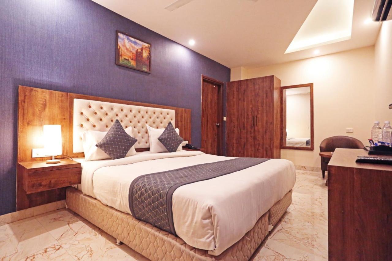 Mayda Inn- A Boutique Hotel Нью-Делі Екстер'єр фото