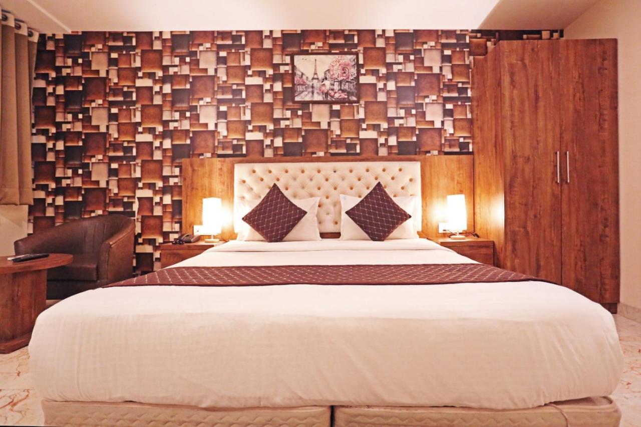 Mayda Inn- A Boutique Hotel Нью-Делі Екстер'єр фото