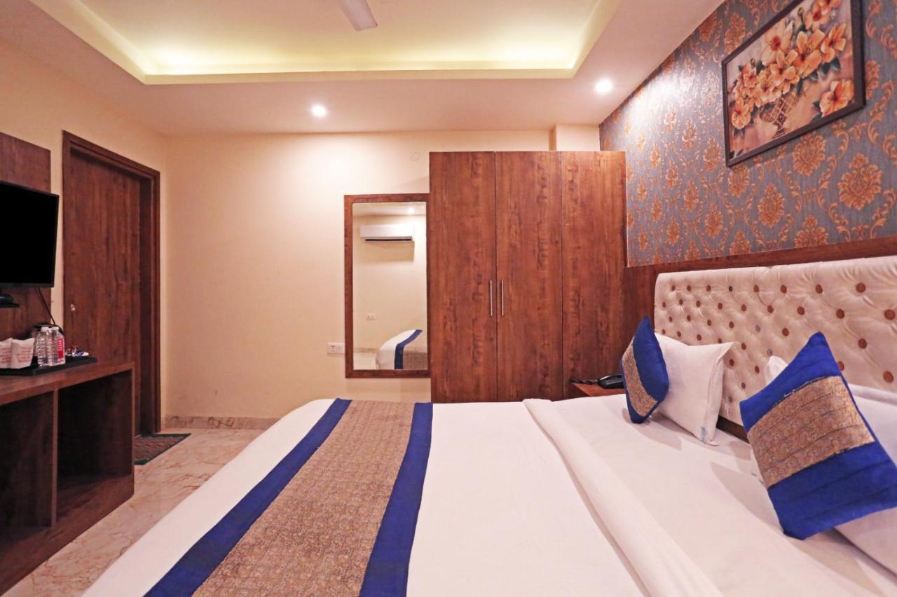 Mayda Inn- A Boutique Hotel Нью-Делі Екстер'єр фото